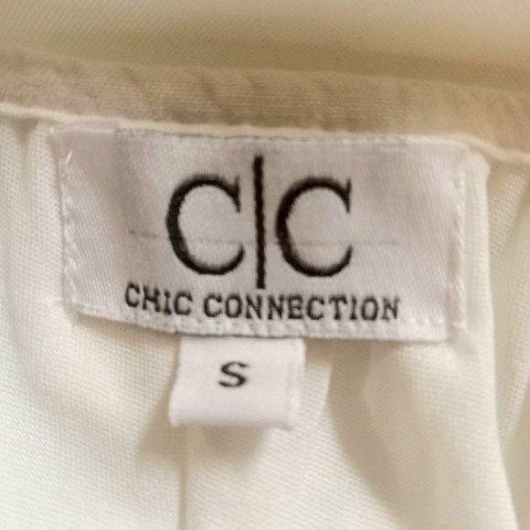 Chic Collectlon Romatic Boho Whimsy White Dress with Black Embroidery - Picture 6 of 6